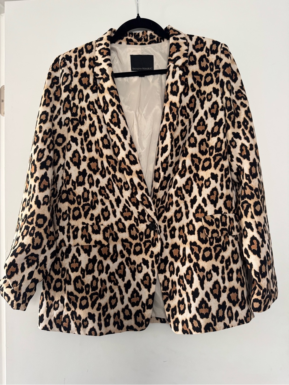 Express Leopard Print Blazer in Tan Black Cream - Picture 6 of 6